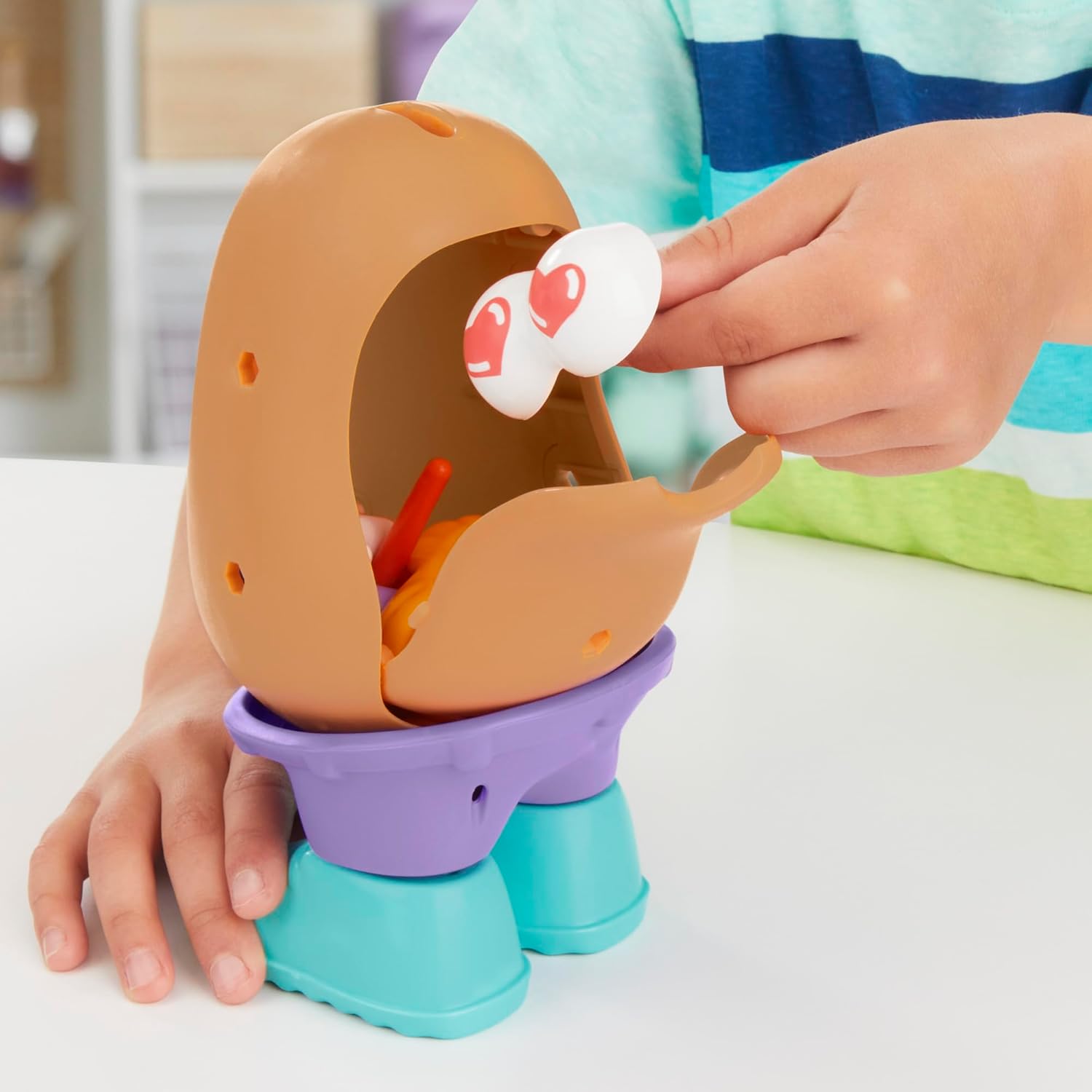 Potato Head Express Yourspud Playset with 1 Potato Body and 32 Accessories, Creative Toddler and Preschool Toys for Boys and Girls 2 Years and Up (Amazon Exclusive)